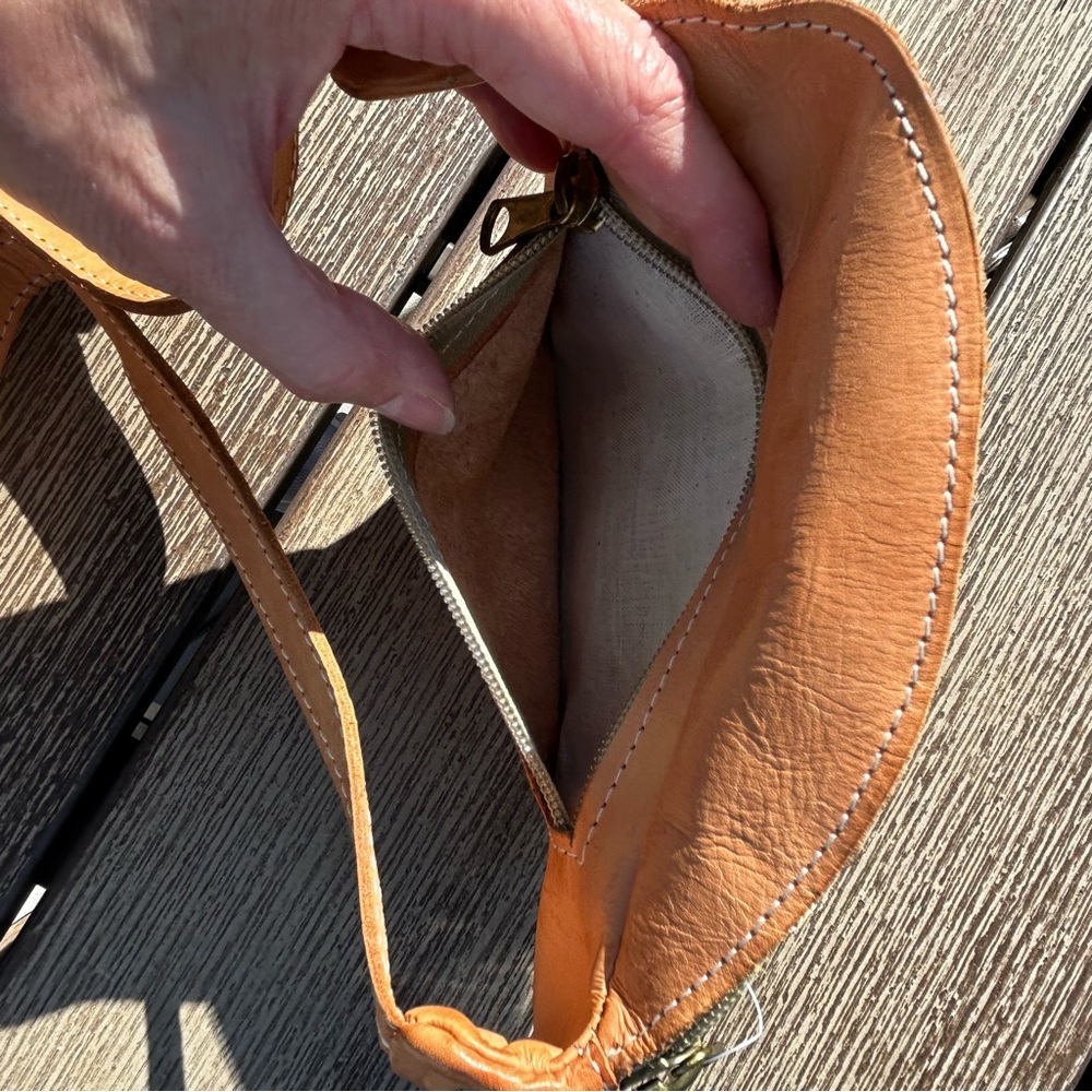 Sergios Hand Made Tan Leather Travel Waist Fanny Pack Bag - Picture 9 of 11